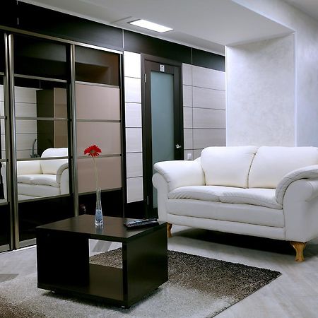 Apartments Daf-Center 우랄스크 외부 사진